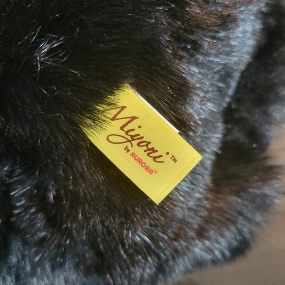 Miyoni Aurora plush gorilla stuffed animal ape toy - Picture 4 of 6